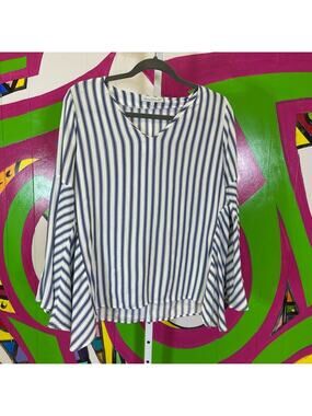 keren hart, Blue and white Striped Shirt, big ruffle sleeves. Size Medium.